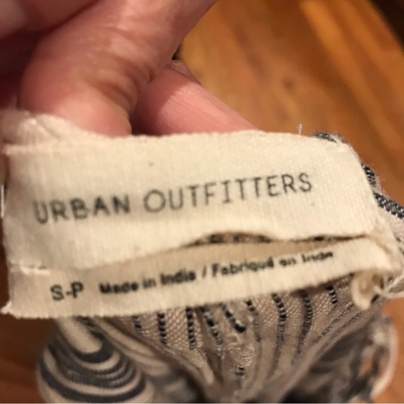 ▪️Urban Outfitters Jumpsuit - Picture 5 of 5